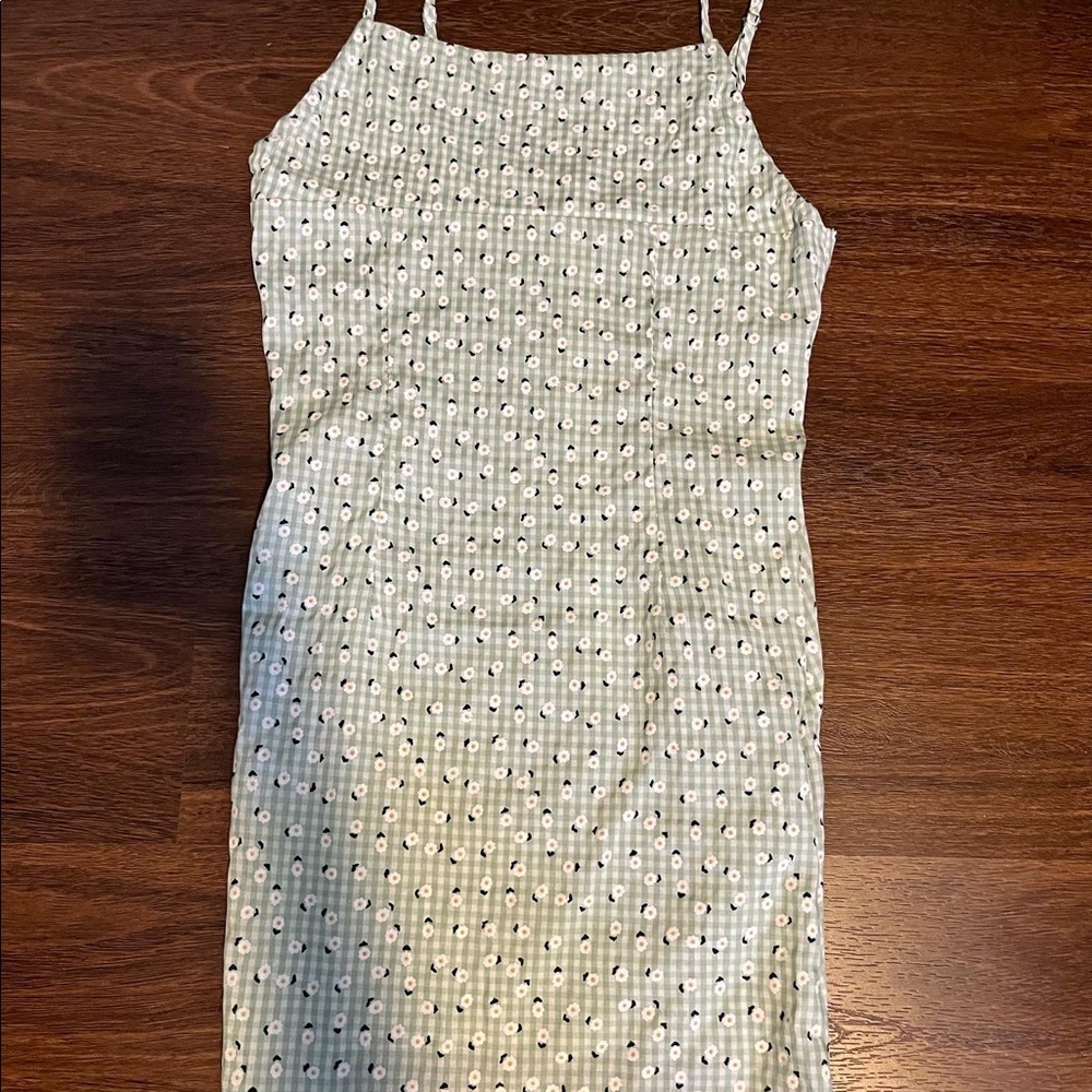 Green dress with white flowers